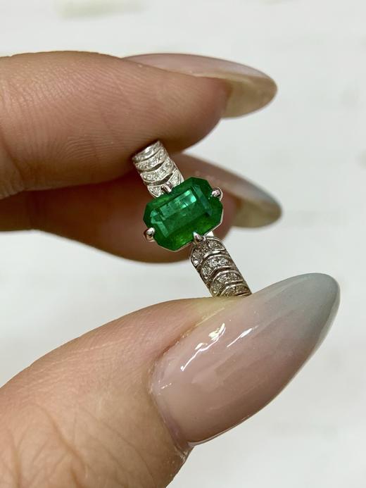 0.92ct刻面祖母绿戒指 商品图4