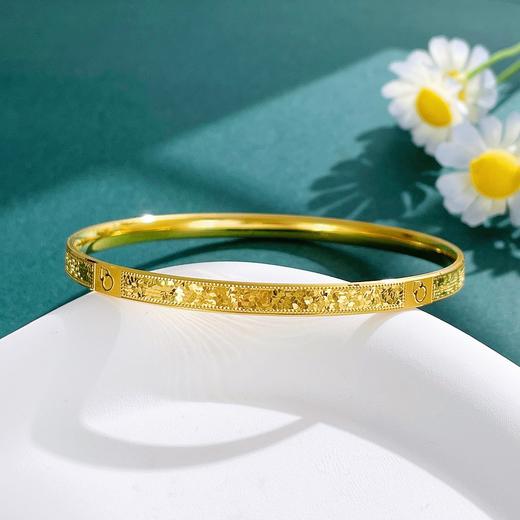 【限时克减150元】足金999.9 #超轻 #CNC #碎碎冰 空心福禄葫芦固口手镯（面宽约4.2-4.6mm，厚约1.9mm）(AISZ00696-1)（预售产品下单后不退款不退货不换货不补差价） 商品图1