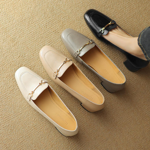 【预售5天】英伦风软皮乐福鞋女新款法式粗跟方头浅口单鞋中跟小皮鞋SSS&S5310-1 商品图1