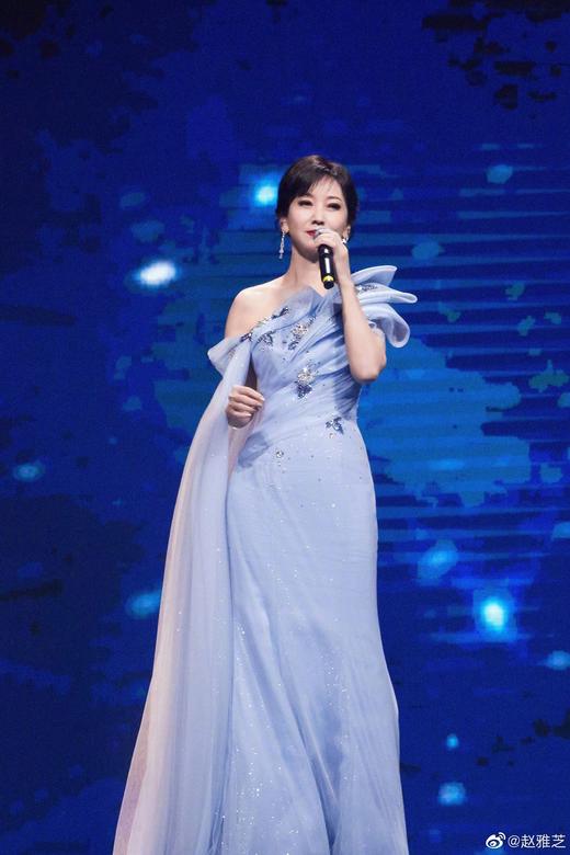 【赵雅芝同款】Rivers似水流年系列｜彼得潘扇形蓝花耳坠 商品图1