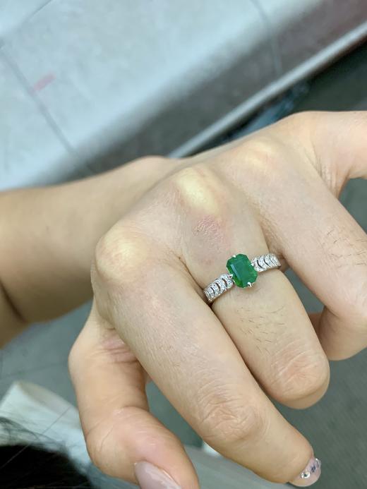 0.92ct刻面祖母绿戒指 商品图3