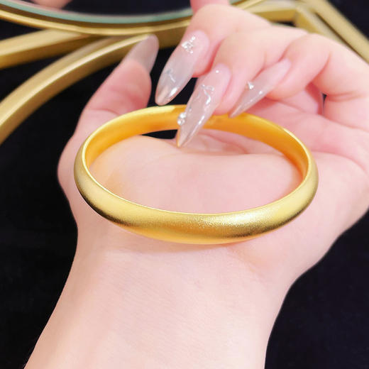 【限时克减150元】足金999 #超轻 古法空心固口手镯超轻加硬福字泥鳅背手镯（面宽约7.7-8.1mm）(AUQGFSZ00067-4)预售产品下单后不退款不退货不换货不补差价 商品图2