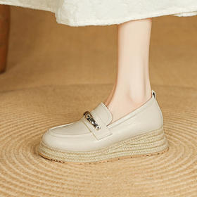 【预售5天】高颜值法式单鞋女深口春秋圆头中跟平底真皮坡跟棕色乐福鞋MLD&AM806