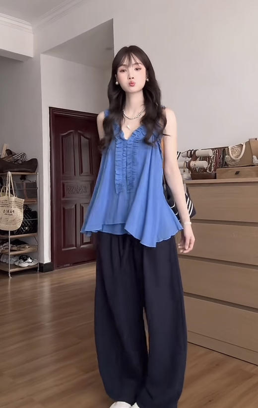 【GZ】无忧购高级感木耳边娃娃领露肩上衣背心+宽松阔腿休闲裤套装9277（截单后3-5天发货) 商品图3