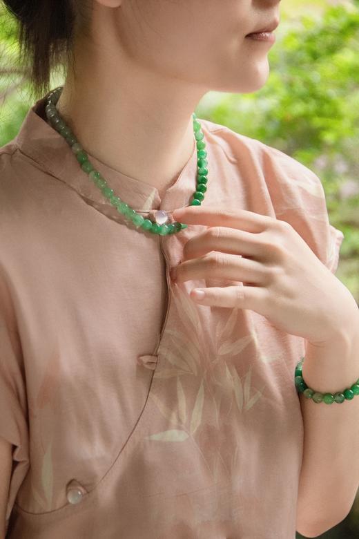 心选丨GIRATI 新中式系列非洲翠绿野渐变项链/霓虹玉韵手链 色泽温润独特 纯天然原石打造 带礼盒证书 商品图4