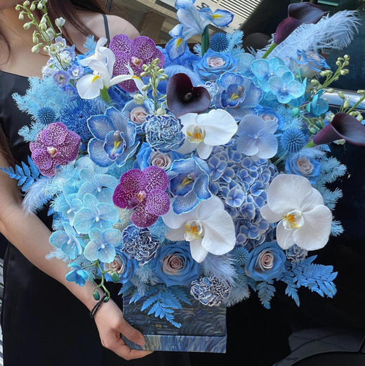 《海之蓝》夏季清爽高级感蓝色花束（需要提前一天以上预定） 商品图0