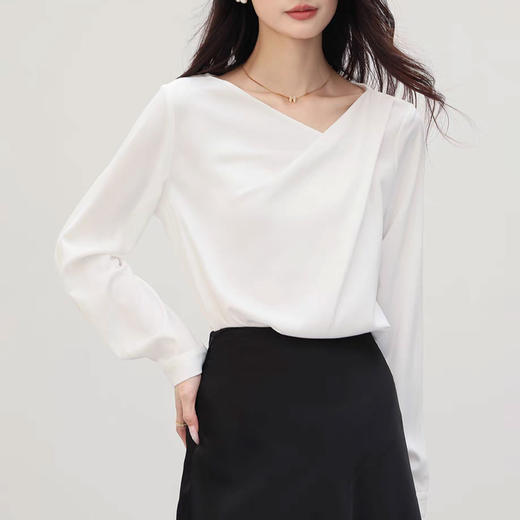 「高货sh」全新升级【铂金会员192/天猫259/差价67】(71535)洛诗琳极简知性温柔风上衣2025夏季高级感流光缎面衬衫 商品图2