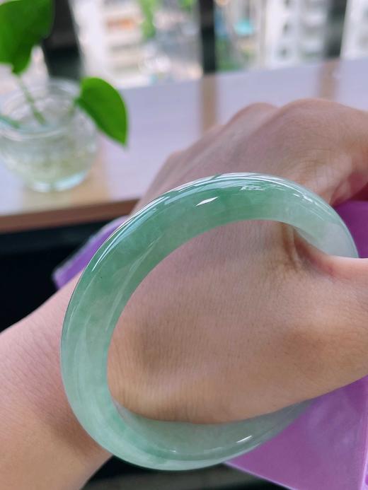 56圈口正圈翡翠手镯 商品图8