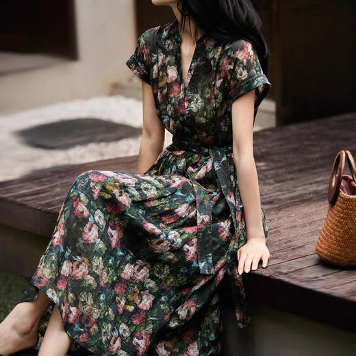 玫瑰印花苎麻连衣裙，馥郁色彩交织，复古优雅又慵懒【G】 商品图2