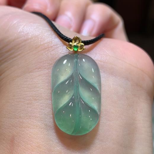叶子翡翠吊坠 商品图3