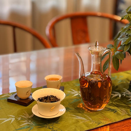 【买一得二】[ 口粮茶 ]  弘春凝香十载老白茶150克/两罐 商品图4