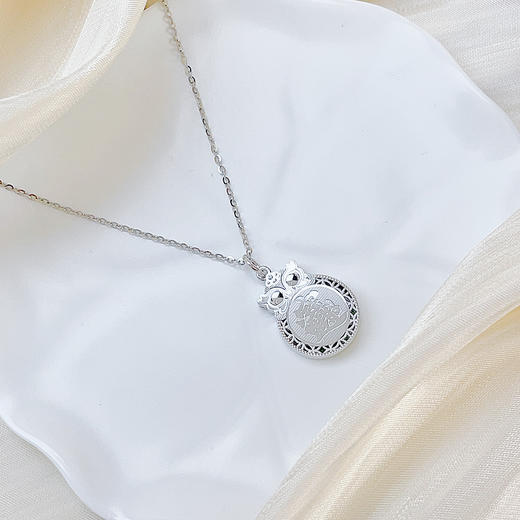 【限时8.8折】【线上铂金馆】PT950 #招财进宝 #CNC 【国际铂金协会 精品】铂金镂空CNC招财进宝猫头鹰吊坠（不含链）(ACPTDZ00060)预售产品下单后不退款不退货不换货不补差价) 商品图2