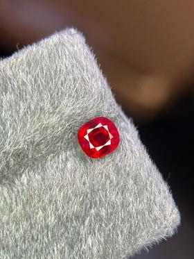 1.18ct刻面红宝石裸石