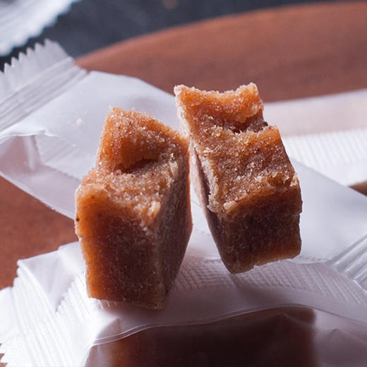 【山楂优块】味道纯正 果味浓郁 软糯酸甜 没有添加剂 不使用农药 山楂无污染 30年烤制工艺独家秘方 6次熬糖工艺 商品图1