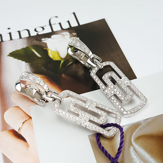 【95新】BVLGARI宝格丽18K白金满钻PARENTESI回形针耳环约42*11.1mm女士现售价：54300！240725NJS15 商品图3