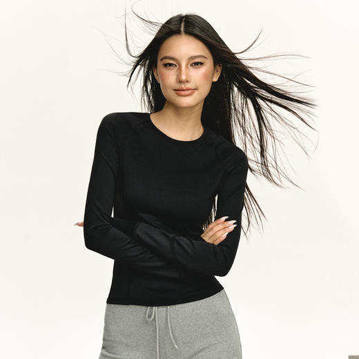 Ariseism 美式复古双色紧身长袖t恤打底上衣女春秋新款修身上衣 商品图3