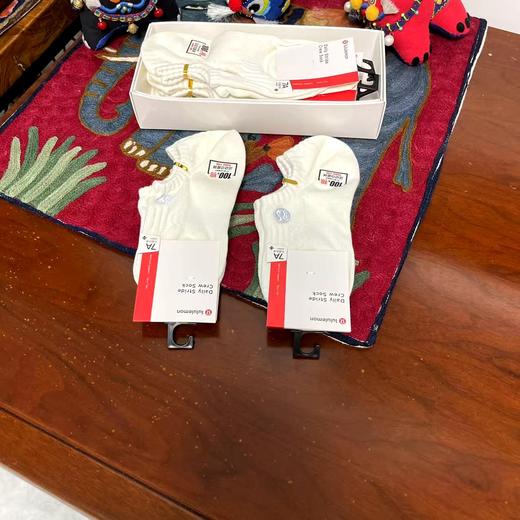 点此购买 lululemon情侣款纯棉袜底 yb 325767 商品图1