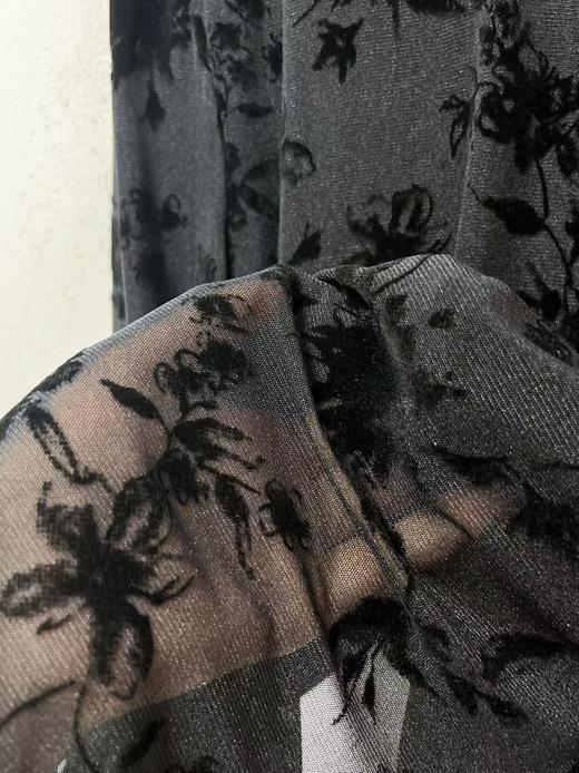 【MYBL】89005植绒新中式盘口薄纱长袖上衣-喜出 商品图3