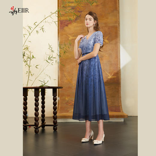 司歌印花修身显瘦复古优雅连衣裙短袖夏A911224X 商品图4