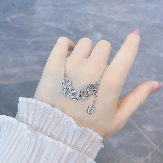 【限时8.8折】【线上铂金馆】PT950 #碎碎冰 #招财纳福 【国际铂金协会 精品】铂金实心调节碎碎冰方孔仿五帝币流苏套链(ACPTTL00022)预售产品下单后不退款不退货不换货不补差价) 商品图2