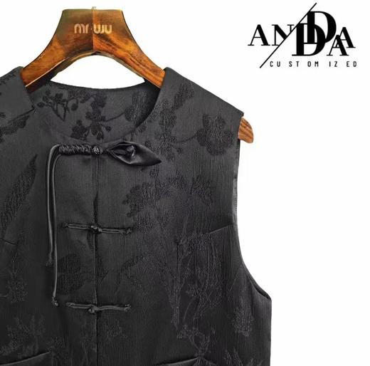 【MYBL】8615新中式国风提花盘扣马甲-喜出 商品图3