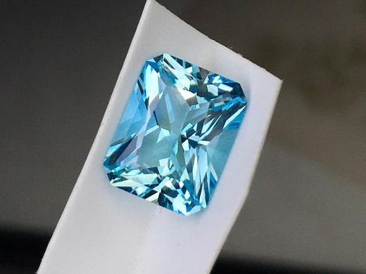 2.68ct刻面海蓝宝裸石 商品图0