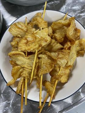 特惠无抗鸡肉里脊肉12.8元1袋10串装，明天到