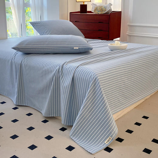 【四季家纺丨良品故事 老粗布凉席三件套】选用柔软细长的长绒棉为原料，高支高密，自然垂顺亲肤柔软，活性印染工艺，耐洗耐用，平整服帖不易起球，针脚细密做工用心，多色可选四季可用 商品图10