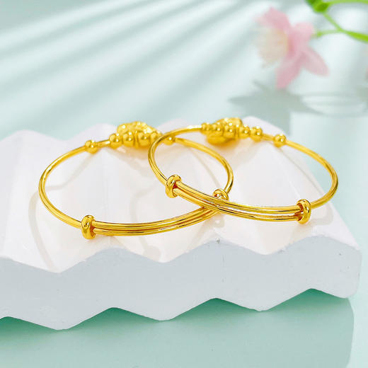 【限时克减150元】足金999.9 #儿童/宝宝 #萌宝岁礼 空心串珠圆管推拉吉祥如意锁包吊饰童镯BB镯/对（面宽约3.8-4.2mm）(BPWTZ00007)预售产品下单后不退款不退货不换货不补差价 商品图2
