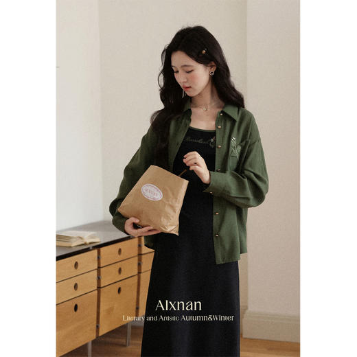 鹿向南「郁郁枕香」绿色Polo领长袖流行衬衫秋新款宽松休闲开衫女L56812 商品图2