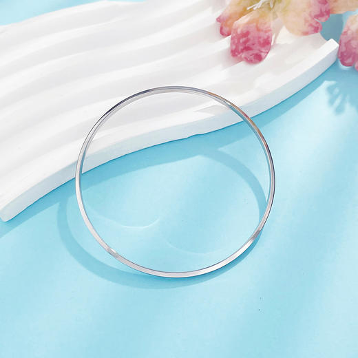 【限时8.8折】【线上铂金馆】PT950 #CNC 铂金空心固口极简风猫眼手镯线镯（面宽约2.7-3.1mm）(PTSZ00089)预售产品下单后不退款不退货不换货不补差价) 商品图1