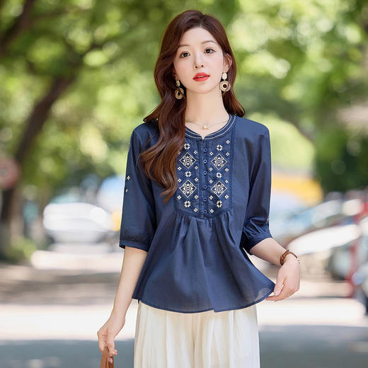 【预售3天】PY 2025新款气质纯棉刺绣衬衫 &69017-1 商品图2