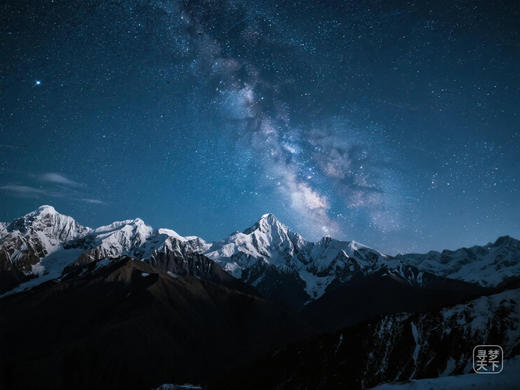 川西摄影秘境之旅（越野车）：环贡嘎拍流星雨，定格雪山与星空的浪漫邂逅 商品图0
