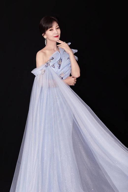 【赵雅芝同款】Rivers似水流年系列｜彼得潘扇形蓝花耳坠 商品图5