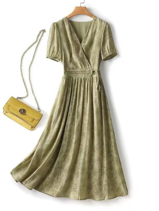 七夕福利-NO退【MYBL】8881腰部盘扣暗花长款连衣裙-喜出 商品图1