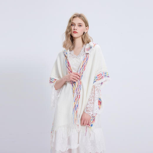 三彩2025新款民族风提花连帽外搭针织披肩流苏遮阳斗篷旅行出片 商品图2