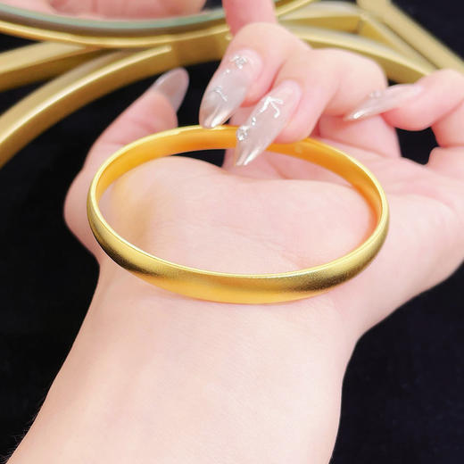 【限时克减150元】足金999 #超轻 古法空心固口手镯超轻加硬福字泥鳅背手镯（面宽约5.9-6.3mm）(AUQGFSZ00066-1)预售产品下单后不退款不退货不换货不补差价 商品图2
