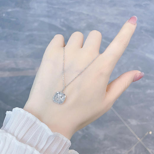 【限时8.8折】【线上铂金馆】PT950 #小方糖 【国际铂金协会 精品】铂金镂空调节AB链绕线小方糖套链(ACPTTL00020)预售产品下单后不退款不退货不换货不补差价) 商品图3