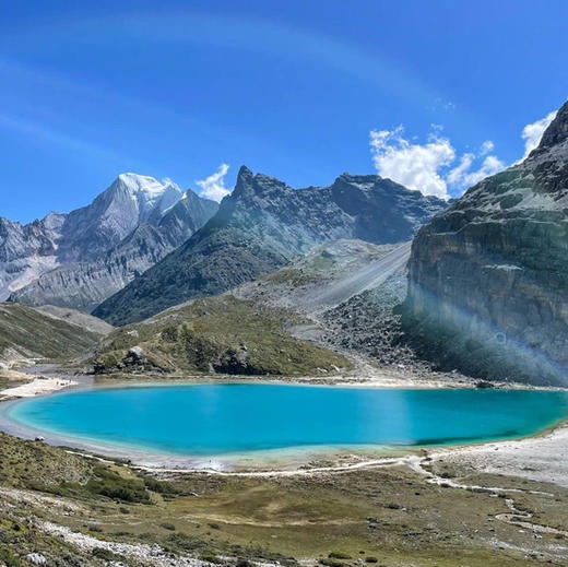 四川 | 稻城亚丁3天2晚轻徒步 ，蓝色星球上的最后一片净土， 三怙主神山/牛奶海/五色海/珍珠海/冲古寺/洛绒牛场，五一端午路线提前预定！ 商品图5