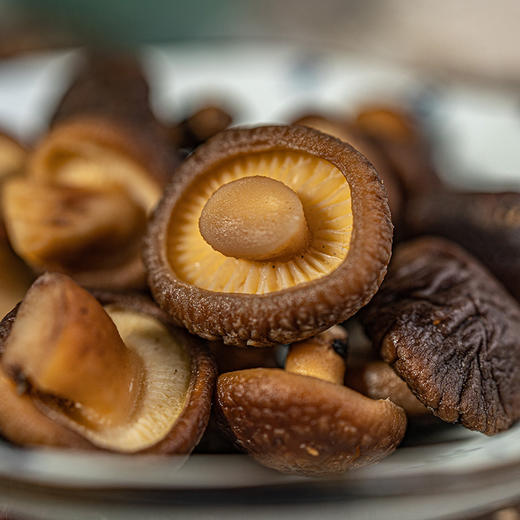 滋仙草严选云南丽江小香菇自然日晒 250g/袋  袋装 商品图2