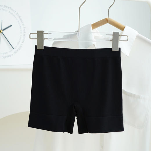 【秒杀价！拍1发2！】免穿内裤薄款女士无痕一片式安全裤  不卷边、不勒肉，超舒适！防走光+百搭=居家外穿全搞定✨ 商品图5