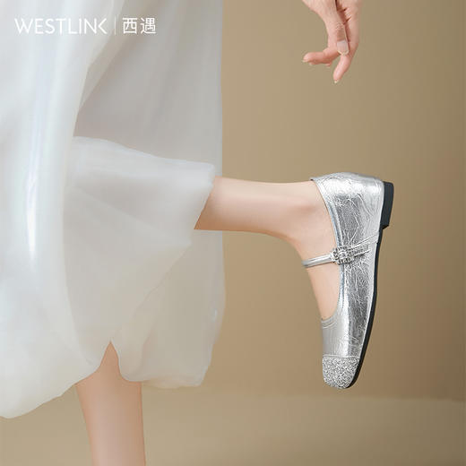 西遇内增高单鞋女新款秋季亮片银色低跟圆头小皮鞋玛丽珍鞋V1757008 商品图2