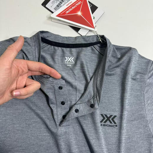 原单正品 XB旷野风岚亨利领，商务休闲系列体恤
黑色，灰色。尺码S-XXL
原价860 商品图2