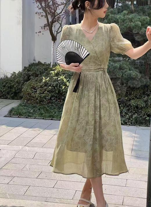 七夕福利-NO退【MYBL】8881腰部盘扣暗花长款连衣裙-喜出 商品图0