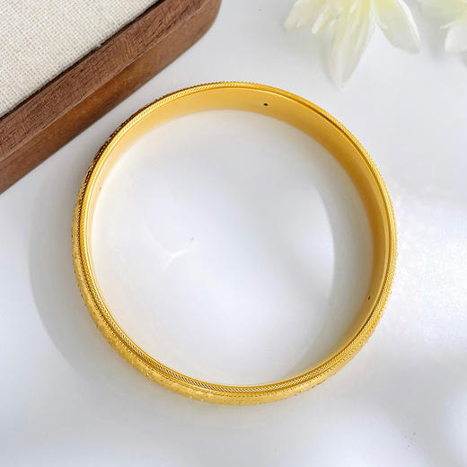 【限时克减150元】足金 无氰5D空心固口手镯碎碎冰手镯（面宽约11.3-11.7mm）(AR5DSZ00072)预售产品下单后不退款不退货不换货不补差价 商品图2