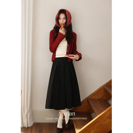 鹿向南「温柔简讯」复古红色针织开衫女秋季穿搭显瘦气质长袖上衣 商品图2