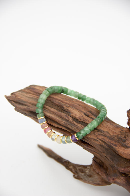 心选丨GIRATI 新中式系列非洲翠绿野渐变项链/霓虹玉韵手链 色泽温润独特 纯天然原石打造 带礼盒证书 商品图9