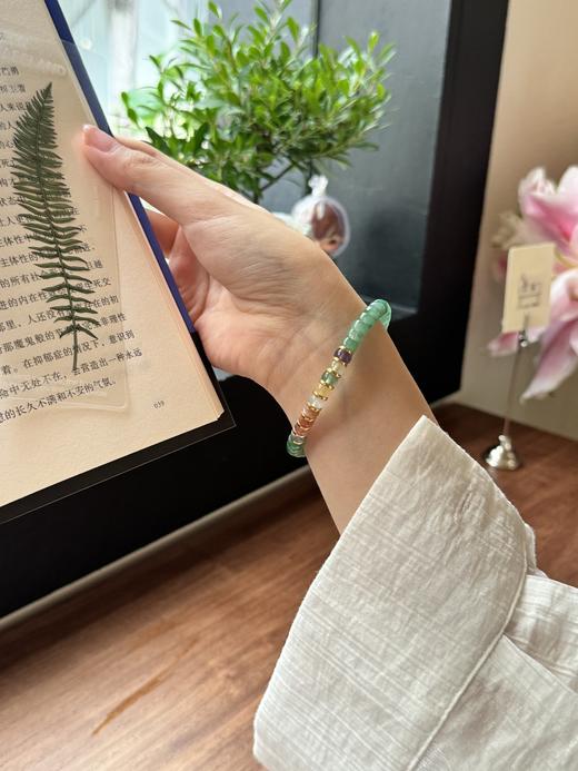 心选丨GIRATI 新中式系列非洲翠绿野渐变项链/霓虹玉韵手链 色泽温润独特 纯天然原石打造 带礼盒证书 商品图5