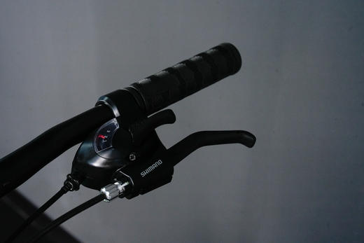 马丁 镁合金 24寸青少年山地车21速 商品图7