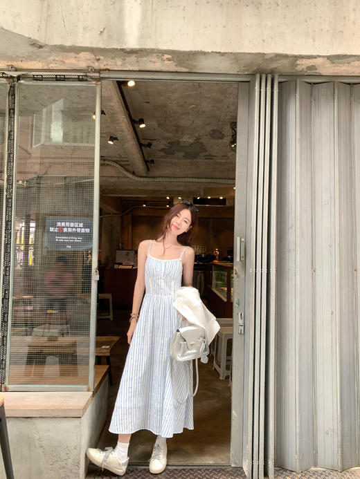 【折后再享2件88折】现货秒杀！微信打折价！韩系蕾丝蓝白条纹连衣裙 日常229.99 立减100 秒杀129.99！ 商品图7